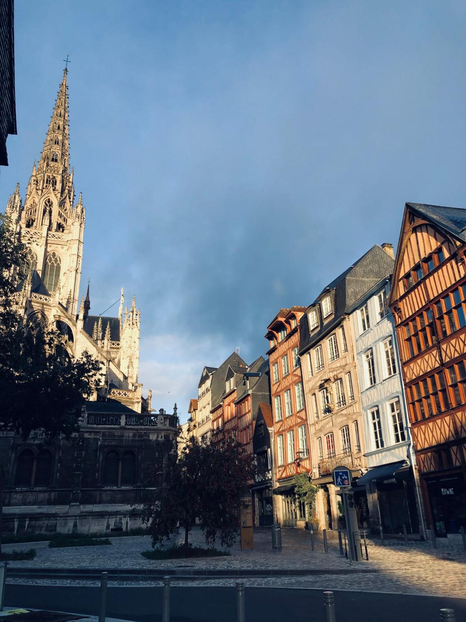Apartamento Saint Nicaise - Centre Historique De Ruan Exterior foto